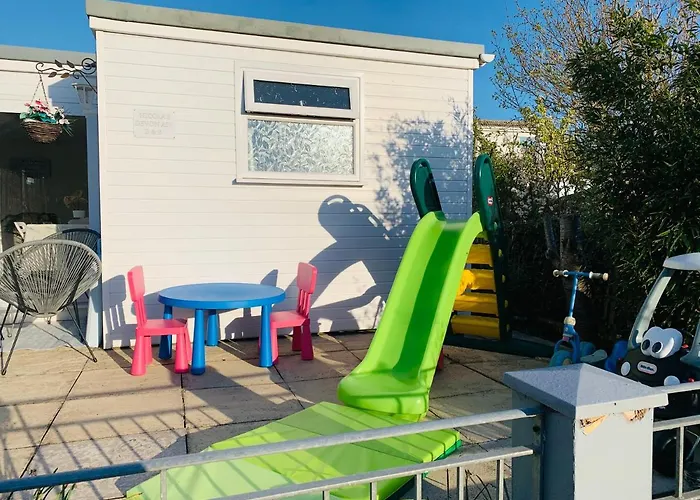 Nicolas Devon Air Bed And Breakfast